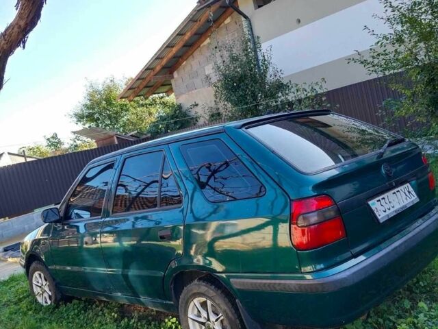 Зеленый Шкода Фелиция, объемом двигателя 1.3 л и пробегом 230 тыс. км за 2300 $, фото 2 на Automoto.ua