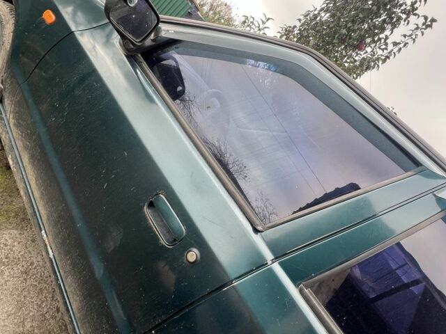 Зелений Шкода Феліція, об'ємом двигуна 1.3 л та пробігом 200 тис. км за 999 $, фото 3 на Automoto.ua