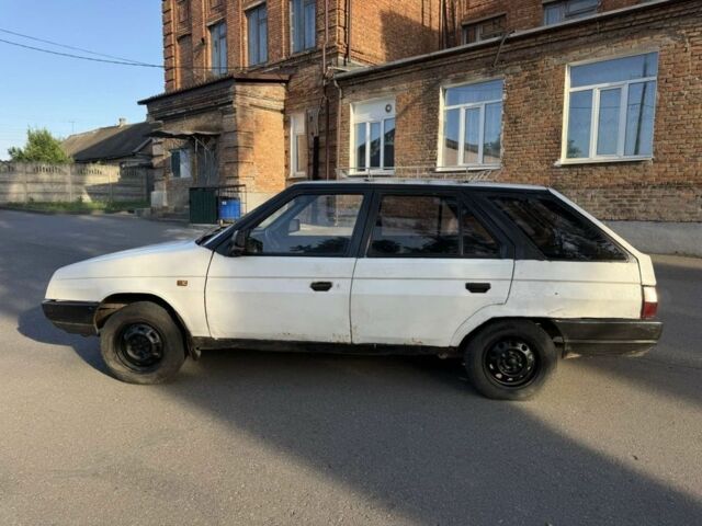 Белый Шкода Форман, объемом двигателя 1.3 л и пробегом 500 тыс. км за 650 $, фото 17 на Automoto.ua