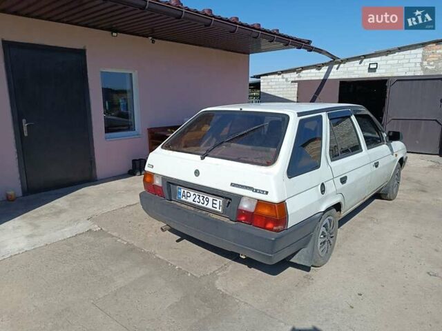 Білий Шкода Форман, об'ємом двигуна 1.3 л та пробігом 200 тис. км за 1800 $, фото 2 на Automoto.ua