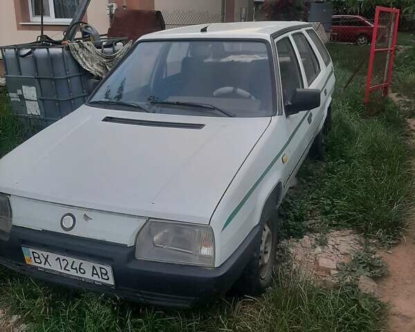 Белый Шкода Форман, объемом двигателя 1.29 л и пробегом 123 тыс. км за 1350 $, фото 7 на Automoto.ua