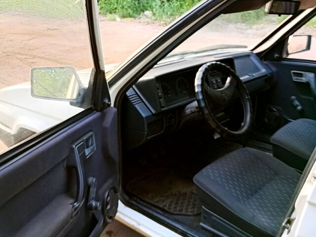 Белый Шкода Форман, объемом двигателя 1.3 л и пробегом 170 тыс. км за 940 $, фото 6 на Automoto.ua