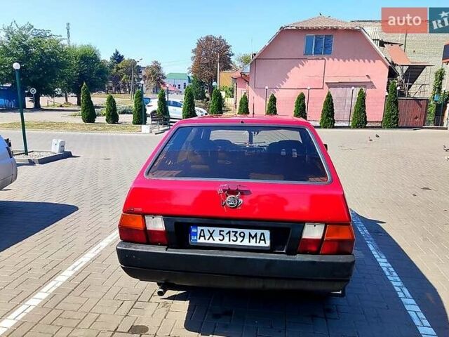 Червоний Шкода Форман, об'ємом двигуна 1.3 л та пробігом 100 тис. км за 1300 $, фото 1 на Automoto.ua