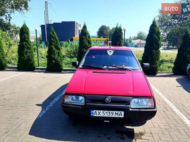 Червоний Шкода Форман, об'ємом двигуна 1.3 л та пробігом 100 тис. км за 1300 $, фото 5 на Automoto.ua