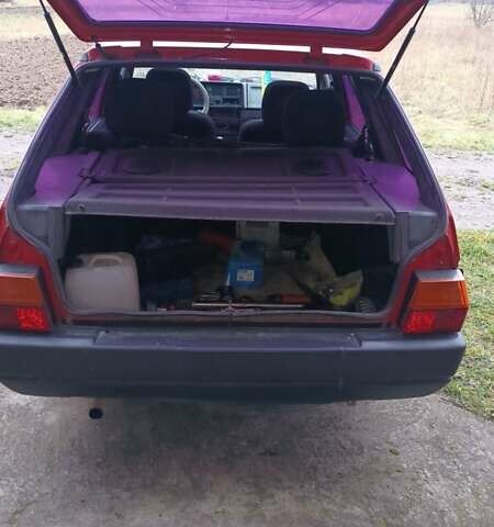 Красный Шкода Форман, объемом двигателя 1.5 л и пробегом 160 тыс. км за 1200 $, фото 5 на Automoto.ua