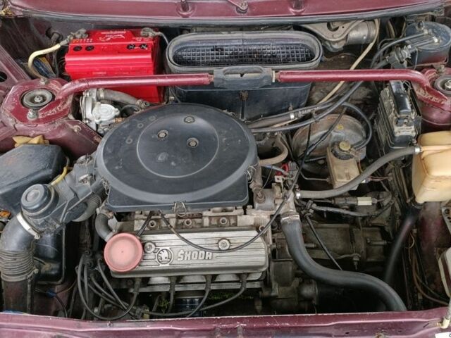 Красный Шкода Форман, объемом двигателя 1.4 л и пробегом 260 тыс. км за 1550 $, фото 7 на Automoto.ua