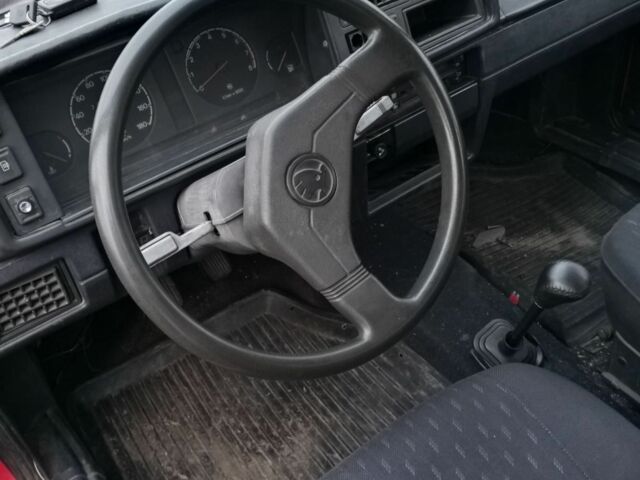 Красный Шкода Форман, объемом двигателя 0 л и пробегом 300 тыс. км за 603 $, фото 4 на Automoto.ua