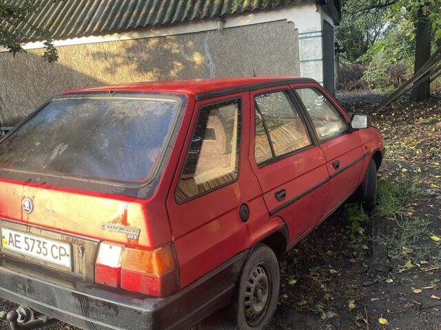 Шкода Форман 1995 в Синельниковом на Automoto.ua Красный Шкода Форман, объемом двигателя 1.3 л и пробегом 200 тыс. км за 1000 $, фото 1 на Automoto.ua