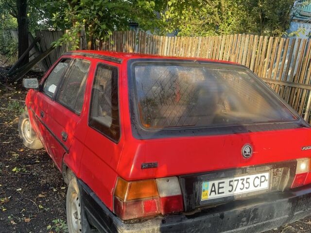 Шкода Форман 1995 в Синельниковом на Automoto.ua Красный Шкода Форман, объемом двигателя 1.3 л и пробегом 200 тыс. км за 1000 $, фото 2 на Automoto.ua