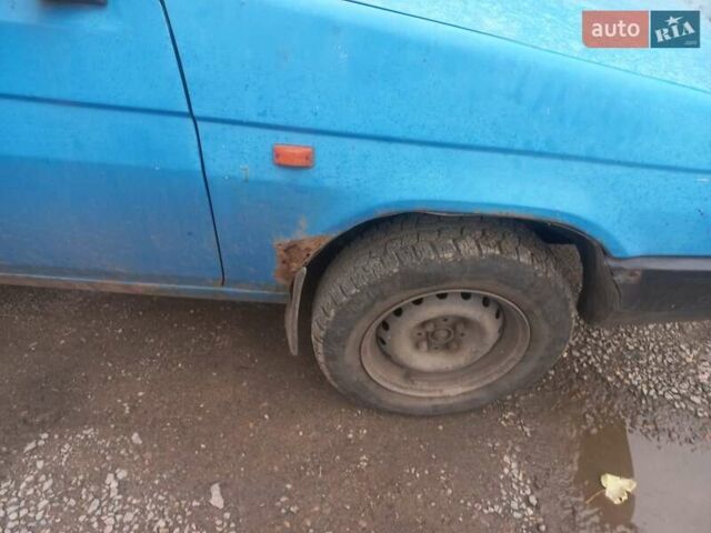 Шкода Форман 1992 в Кривом Роге на Automoto.ua Синий Шкода Форман, объемом двигателя 1.3 л и пробегом 150 тыс. км за 430 $, фото 5 на Automoto.ua