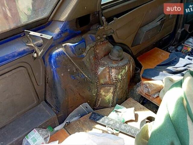 Синий Шкода Форман, объемом двигателя 1.3 л и пробегом 380 тыс. км за 900 $, фото 8 на Automoto.ua