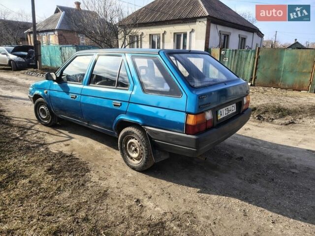 Синій Шкода Форман, об'ємом двигуна 0 л та пробігом 295 тис. км за 950 $, фото 3 на Automoto.ua