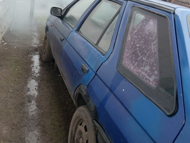 Синий Шкода Форман, объемом двигателя 1.3 л и пробегом 4 тыс. км за 239 $, фото 4 на Automoto.ua