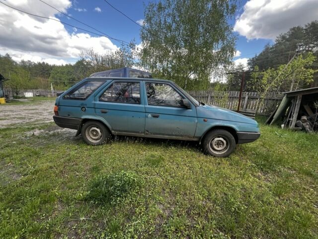 Синій Шкода Форман, об'ємом двигуна 1.3 л та пробігом 230 тис. км за 700 $, фото 1 на Automoto.ua