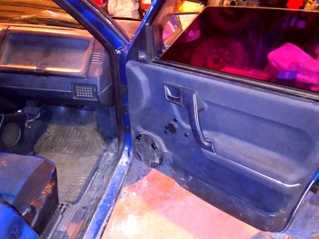 Шкода Форман 1994 в Каменское - Днепродзержинск на Automoto.ua Синий Шкода Форман, объемом двигателя 1.3 л и пробегом 400 тыс. км за 900 $, фото 10 на Automoto.ua