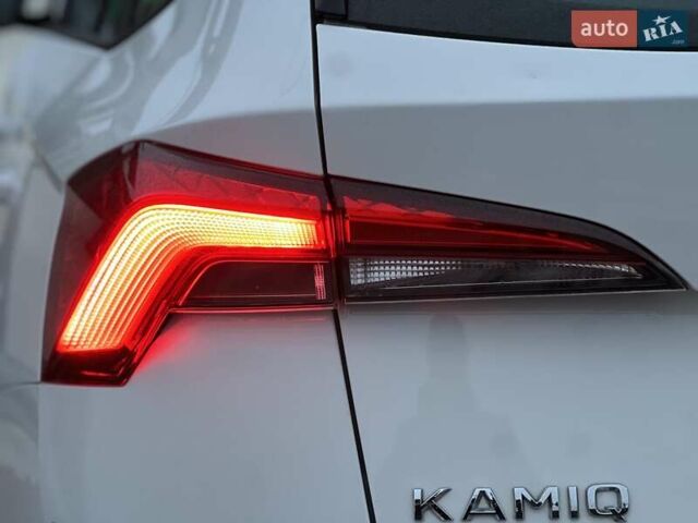 Белый Шкода KAMIQ, объемом двигателя 1.6 л и пробегом 62 тыс. км за 16500 $, фото 18 на Automoto.ua