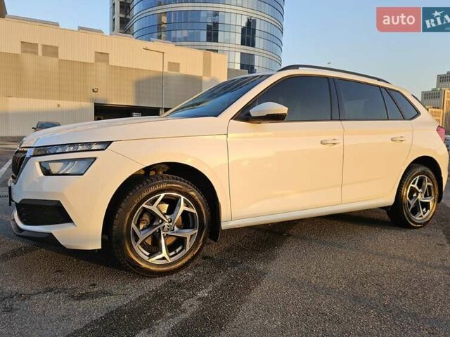 Білий Шкода KAMIQ, об'ємом двигуна 1.6 л та пробігом 52 тис. км за 18800 $, фото 2 на Automoto.ua