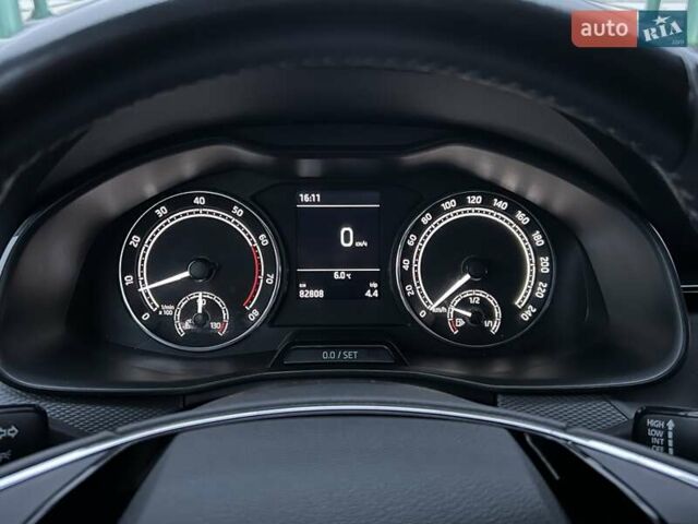 Белый Шкода KAMIQ, объемом двигателя 1.6 л и пробегом 62 тыс. км за 16500 $, фото 40 на Automoto.ua