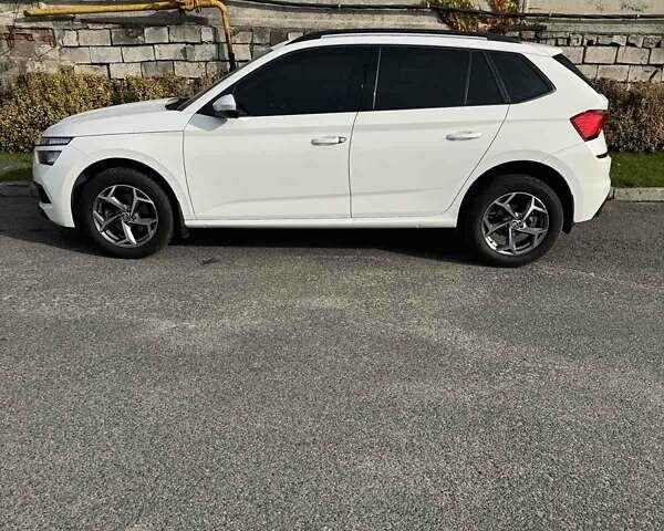 Білий Шкода KAMIQ, об'ємом двигуна 1.6 л та пробігом 52 тис. км за 17100 $, фото 3 на Automoto.ua