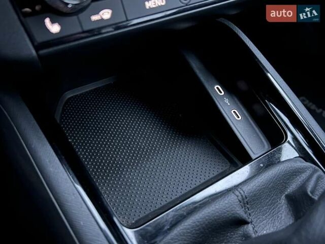 Белый Шкода KAMIQ, объемом двигателя 1.6 л и пробегом 62 тыс. км за 16500 $, фото 47 на Automoto.ua