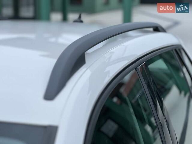 Белый Шкода KAMIQ, объемом двигателя 1.6 л и пробегом 62 тыс. км за 16500 $, фото 20 на Automoto.ua