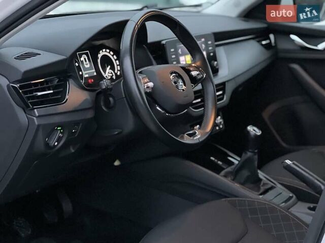 Белый Шкода KAMIQ, объемом двигателя 1.6 л и пробегом 62 тыс. км за 16500 $, фото 54 на Automoto.ua