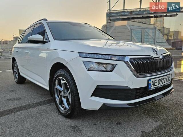 Білий Шкода KAMIQ, об'ємом двигуна 1.6 л та пробігом 52 тис. км за 18800 $, фото 11 на Automoto.ua