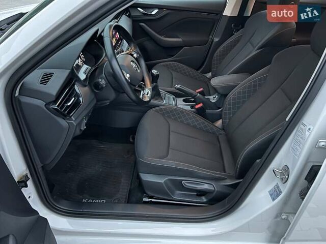 Белый Шкода KAMIQ, объемом двигателя 1.6 л и пробегом 62 тыс. км за 16500 $, фото 57 на Automoto.ua