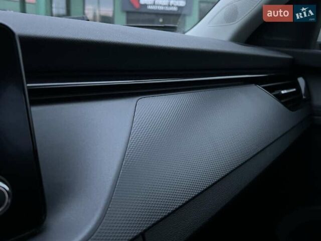 Белый Шкода KAMIQ, объемом двигателя 1.6 л и пробегом 62 тыс. км за 16500 $, фото 49 на Automoto.ua