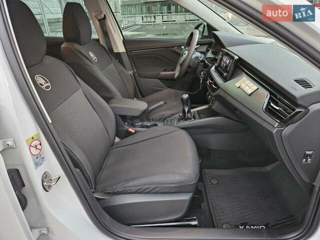 Білий Шкода KAMIQ, об'ємом двигуна 1.6 л та пробігом 52 тис. км за 18800 $, фото 33 на Automoto.ua