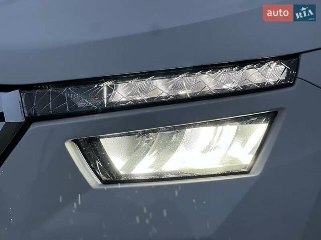 Белый Шкода KAMIQ, объемом двигателя 1.6 л и пробегом 62 тыс. км за 16500 $, фото 12 на Automoto.ua