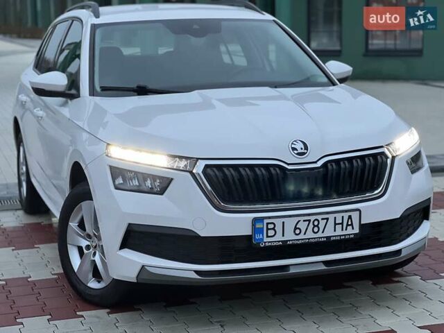 Белый Шкода KAMIQ, объемом двигателя 1.6 л и пробегом 62 тыс. км за 16500 $, фото 1 на Automoto.ua