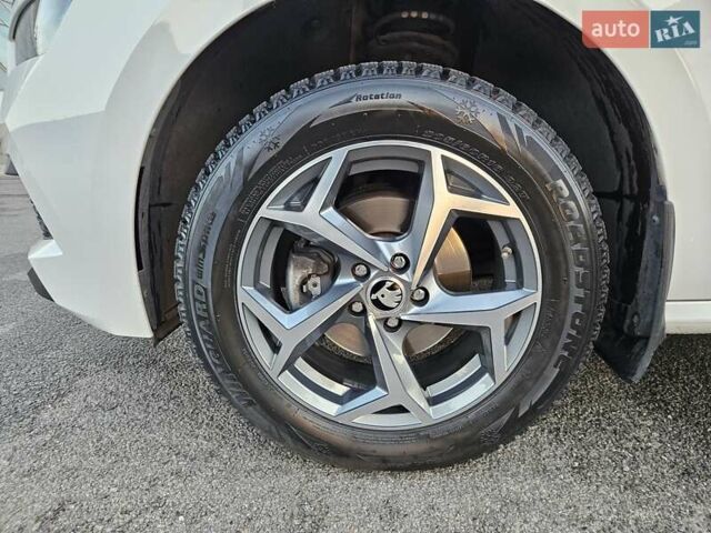 Білий Шкода KAMIQ, об'ємом двигуна 1.6 л та пробігом 52 тис. км за 18800 $, фото 20 на Automoto.ua