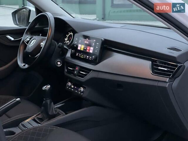 Белый Шкода KAMIQ, объемом двигателя 1.6 л и пробегом 62 тыс. км за 16500 $, фото 55 на Automoto.ua