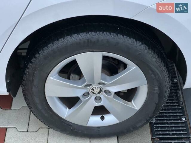 Белый Шкода KAMIQ, объемом двигателя 1.6 л и пробегом 62 тыс. км за 16500 $, фото 29 на Automoto.ua