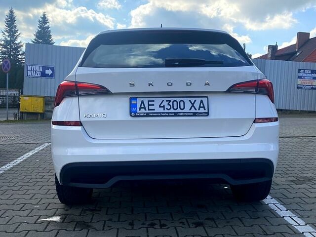 Белый Шкода KAMIQ, объемом двигателя 1.6 л и пробегом 34 тыс. км за 23000 $, фото 7 на Automoto.ua