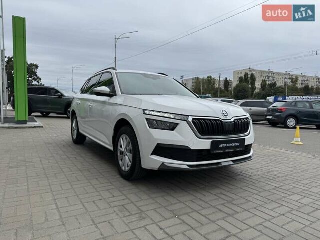 Белый Шкода KAMIQ, объемом двигателя 1.6 л и пробегом 67 тыс. км за 19500 $, фото 11 на Automoto.ua
