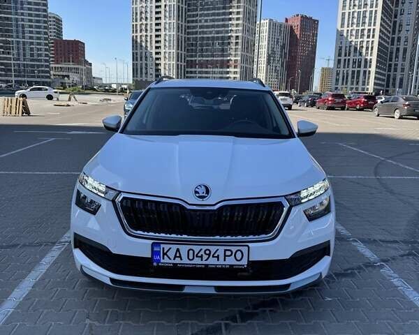 Белый Шкода KAMIQ, объемом двигателя 1.6 л и пробегом 15 тыс. км за 22500 $, фото 9 на Automoto.ua