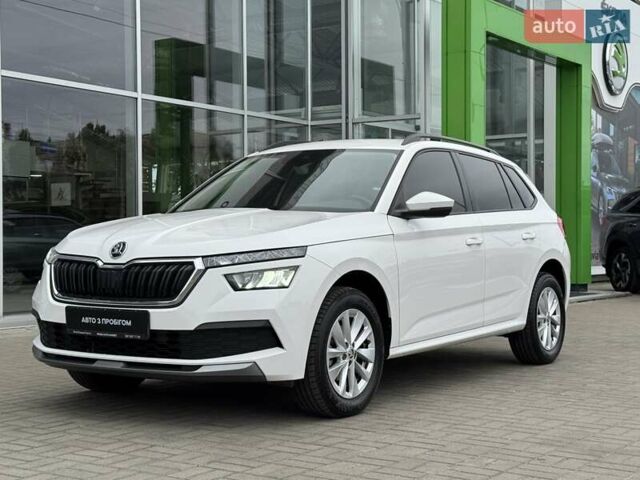 Белый Шкода KAMIQ, объемом двигателя 1.6 л и пробегом 67 тыс. км за 19500 $, фото 3 на Automoto.ua