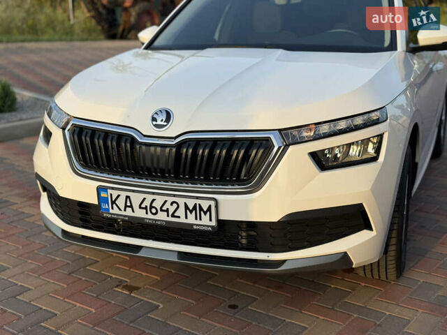 Белый Шкода KAMIQ, объемом двигателя 1.6 л и пробегом 60 тыс. км за 19000 $, фото 7 на Automoto.ua