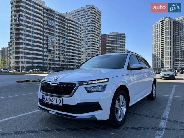 Белый Шкода KAMIQ, объемом двигателя 1.6 л и пробегом 15 тыс. км за 22500 $, фото 1 на Automoto.ua