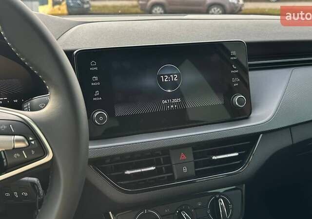 Белый Шкода KAMIQ, объемом двигателя 1 л и пробегом 15 тыс. км за 19800 $, фото 8 на Automoto.ua