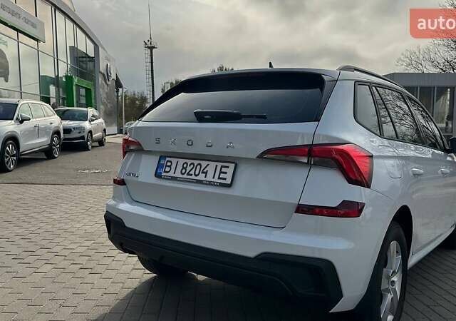 Белый Шкода KAMIQ, объемом двигателя 1 л и пробегом 15 тыс. км за 19800 $, фото 2 на Automoto.ua