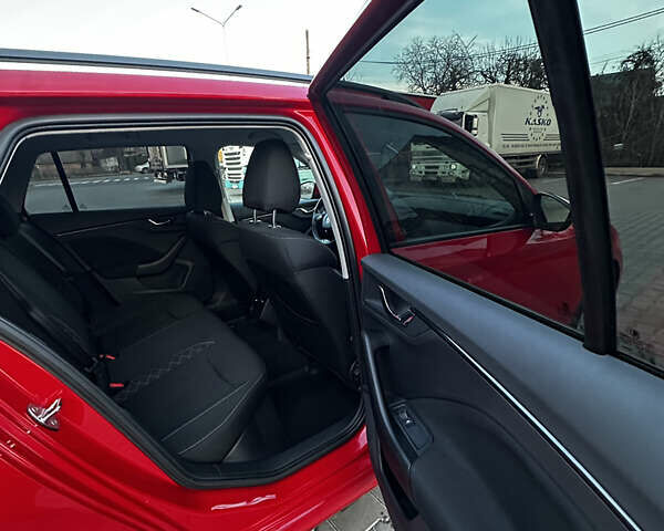 Червоний Шкода KAMIQ, об'ємом двигуна 1.6 л та пробігом 60 тис. км за 19900 $, фото 17 на Automoto.ua