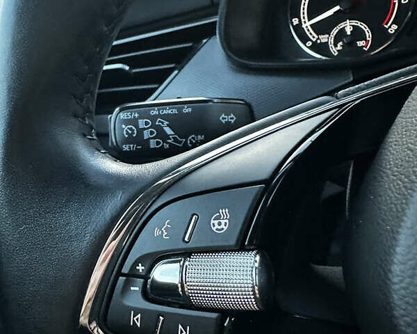 Червоний Шкода KAMIQ, об'ємом двигуна 1.6 л та пробігом 60 тис. км за 19900 $, фото 24 на Automoto.ua