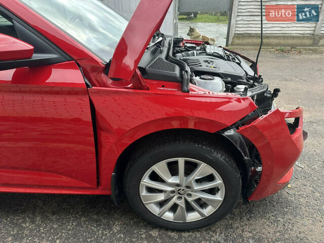 Червоний Шкода KAMIQ, об'ємом двигуна 1.5 л та пробігом 36 тис. км за 13800 $, фото 5 на Automoto.ua