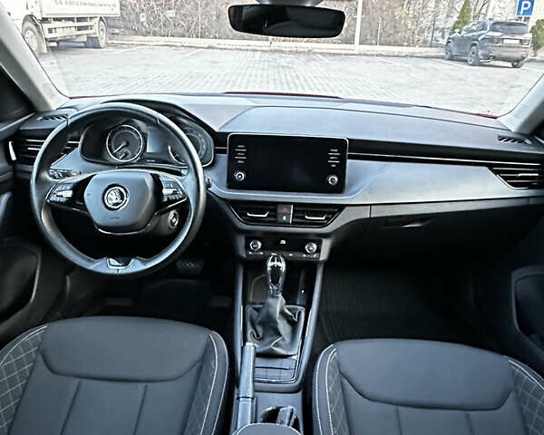 Червоний Шкода KAMIQ, об'ємом двигуна 1.6 л та пробігом 60 тис. км за 19900 $, фото 20 на Automoto.ua