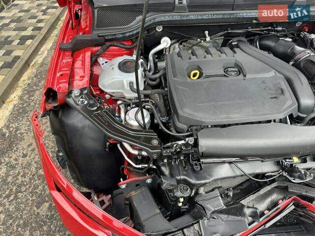 Червоний Шкода KAMIQ, об'ємом двигуна 1.5 л та пробігом 36 тис. км за 13800 $, фото 7 на Automoto.ua