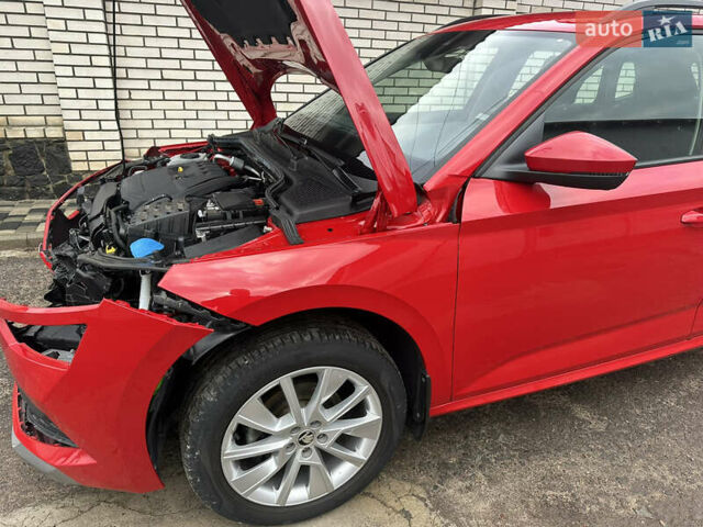 Червоний Шкода KAMIQ, об'ємом двигуна 1.5 л та пробігом 36 тис. км за 13800 $, фото 6 на Automoto.ua