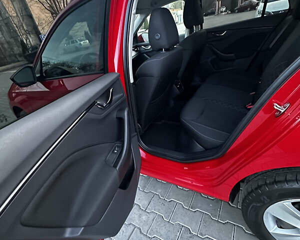 Червоний Шкода KAMIQ, об'ємом двигуна 1.6 л та пробігом 60 тис. км за 19900 $, фото 16 на Automoto.ua